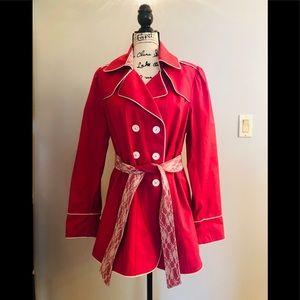 Gorgeous Betsey Johnson Pink & White Lace Trench